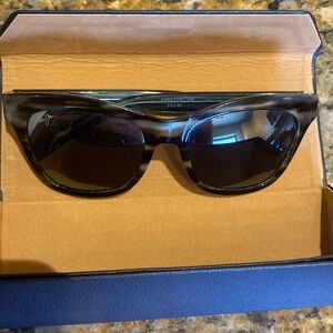 Maui Jim Sweet Leilani Blue Tortoise Shell Polarized Sunglasses